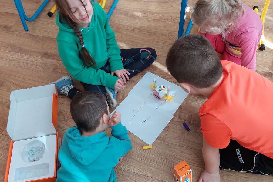 Laboratorium Przyszłości 1-323