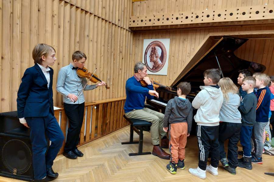 Pierwszy Dzień Wiosny – klas I i  II