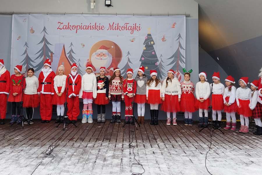 ZAJĘCIA MUZYCZNO -TANECZNYCH