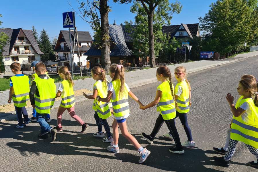 Bezpieczeństwo na drodze 2324a