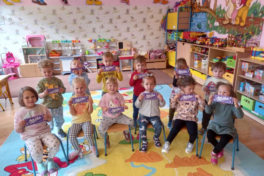 DZIEŃ DZIEWCZYNKI W PRZEDSZKOLU2324a