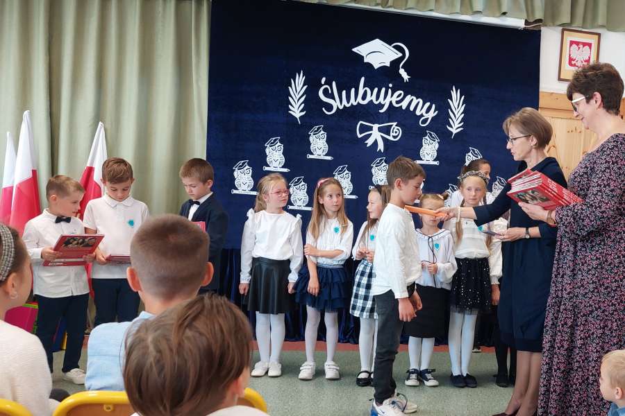 Pasowanie na ucznia kl. 1-2324a