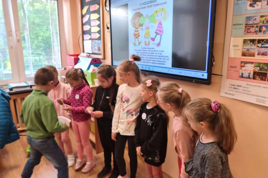 Dzień Dziewczynki 23-24a