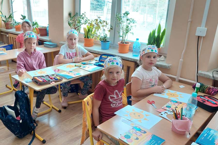 DZIEŃ KROPKI W KLASACH 1-3-23-24a