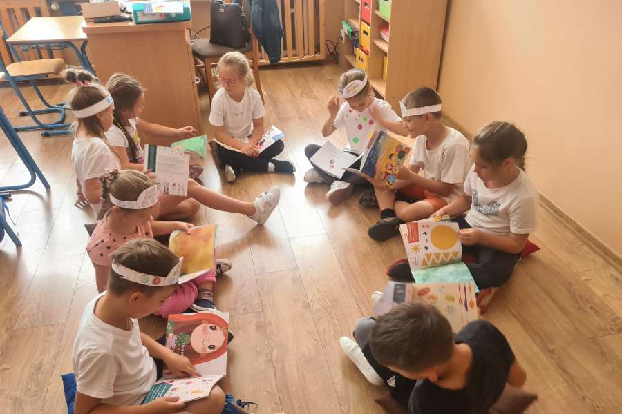 DZIEŃ KROPKI W KLASACH 1-3-23-24a