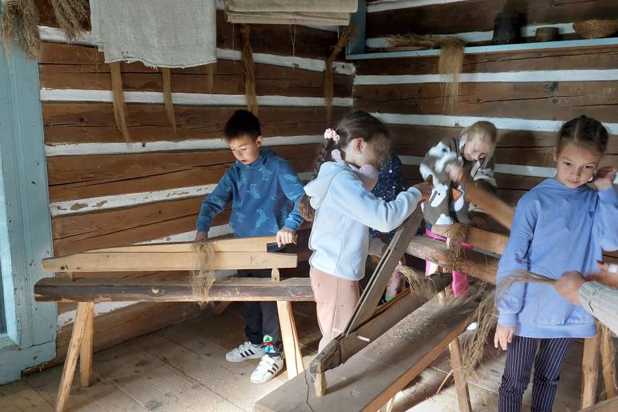 WYCIECZKA KLAS 1-3 DO ZUBRZYCY-23-24a