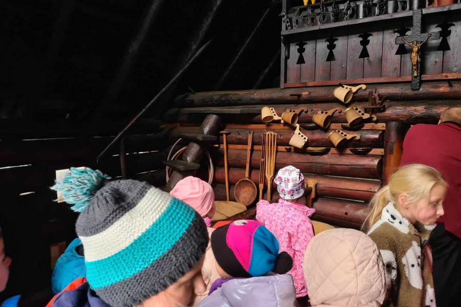 WYCIECZKA KLAS 1-3 DO ZUBRZYCY-23-24a