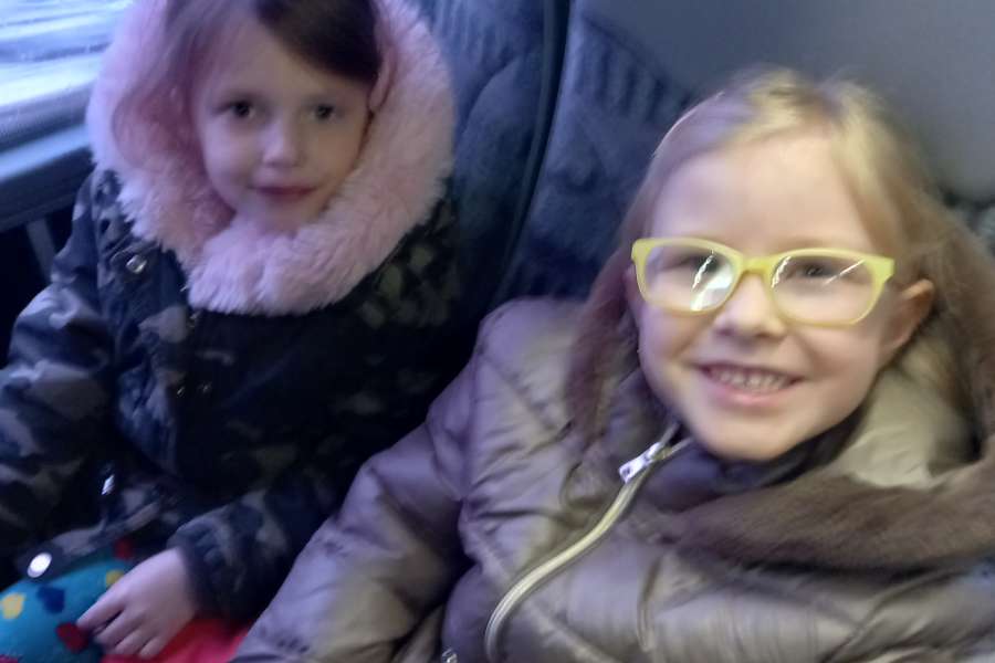 Wyjazd do kina na spektakl teatralny pt. " Piotruś Pan".