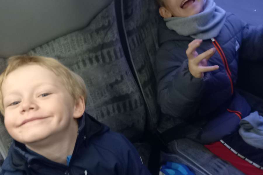 Wyjazd do kina na spektakl teatralny pt. " Piotruś Pan".