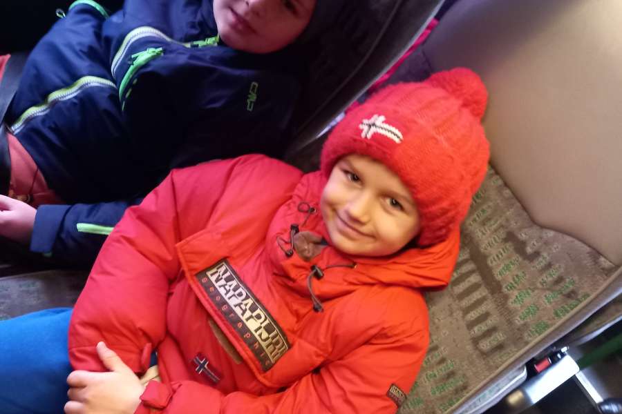 Wyjazd do kina na spektakl teatralny pt. " Piotruś Pan".