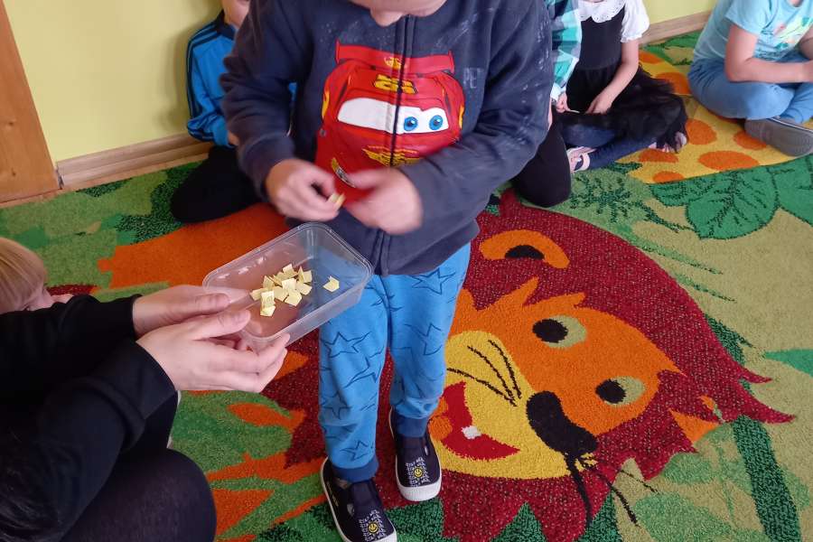 ZABAWA ANDRZEJKOWA W PRZEDSZKOLU2324a