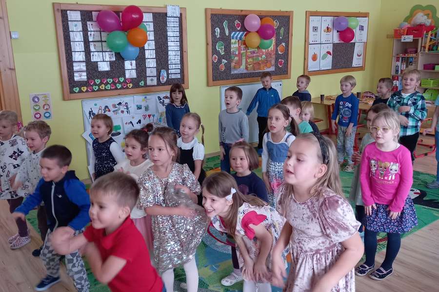 ZABAWA ANDRZEJKOWA W PRZEDSZKOLU2324a