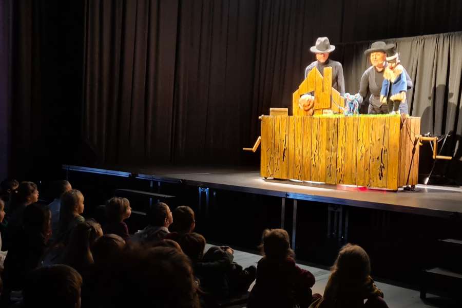 "Bajka o szczęściu" 2324a