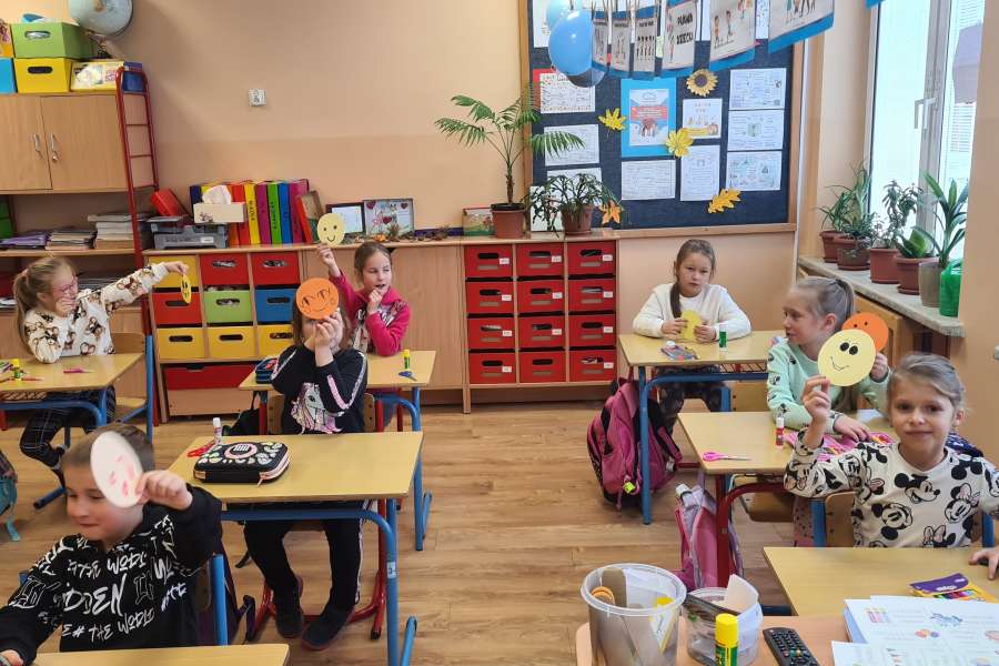 Dzień pozdrowień i życzliwości2324a