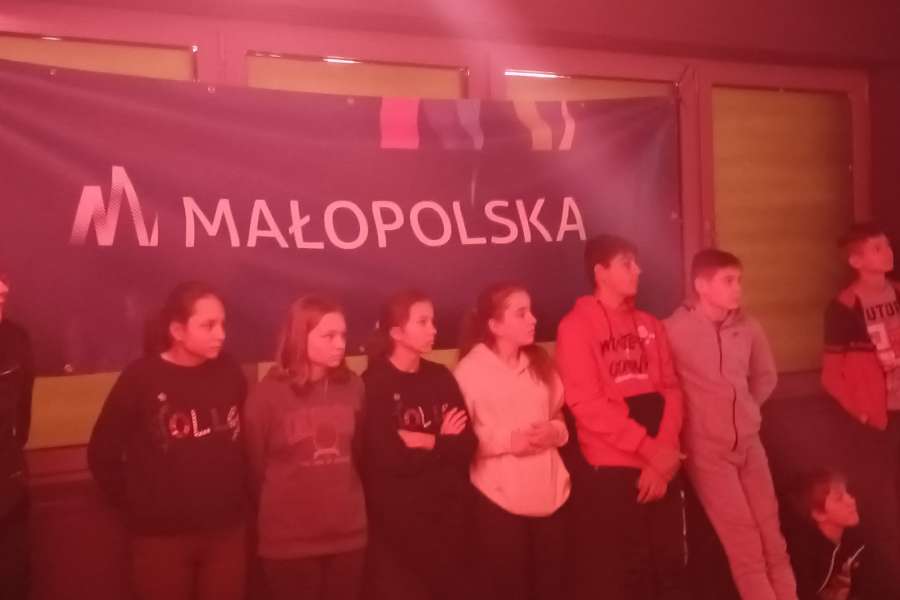 Wycieczka klasy 7 i 8 do Centrum Pożarniczego w Dobczycach.