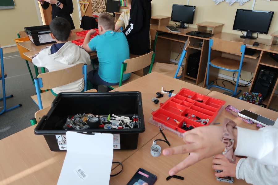 Zajęcia rozwijające z informatyki2324a