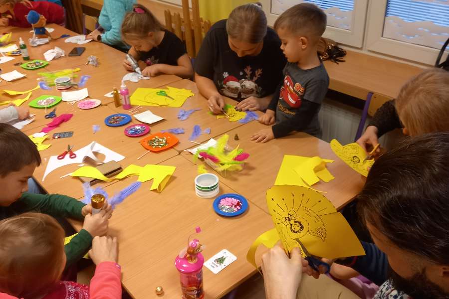 ZAJĘCIA PRZEDŚWIĄTECZNE  Z RODZICAMI-p2324a