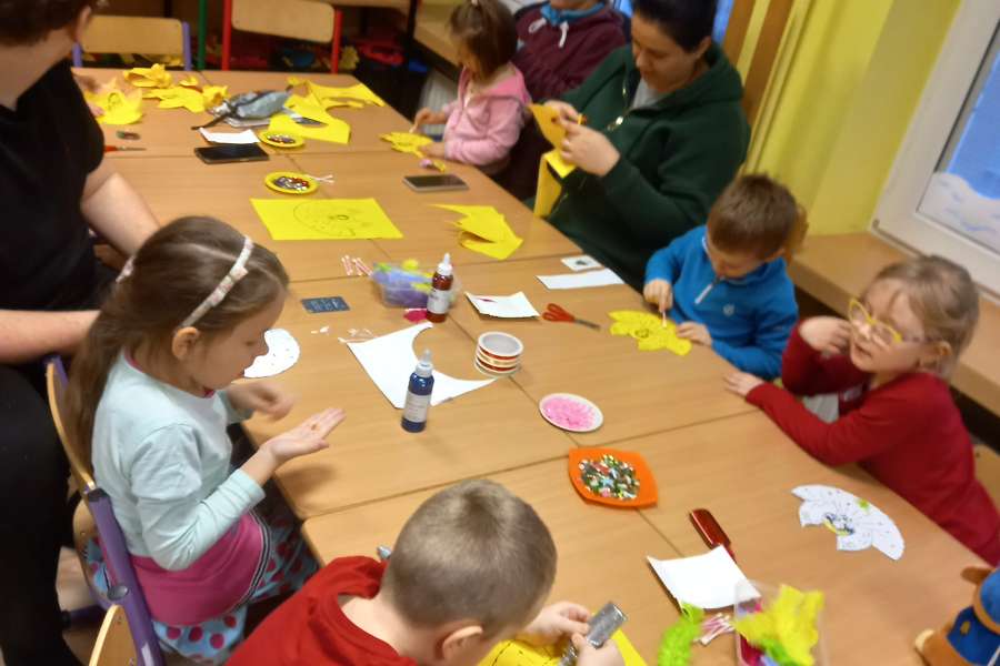 ZAJĘCIA PRZEDŚWIĄTECZNE  Z RODZICAMI-p2324a