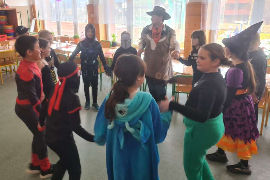 Bal karnawałowy dla uczniów klas 1-3