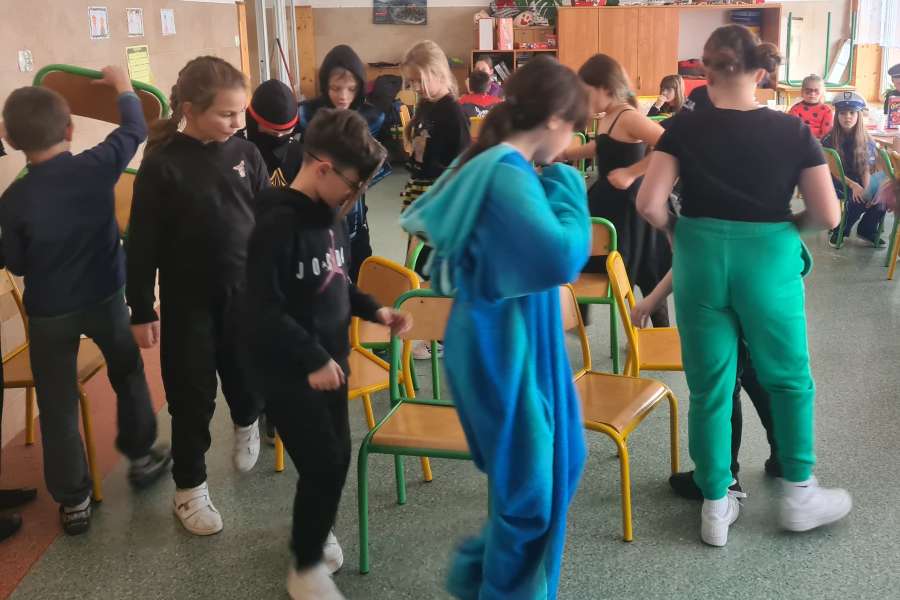 Bal karnawałowy dla uczniów klas 1-3