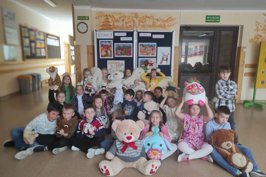 ŚWIETLICOWY KONKURS NA OPOWIADANIE O PLUSZOWYM MISIU2324a