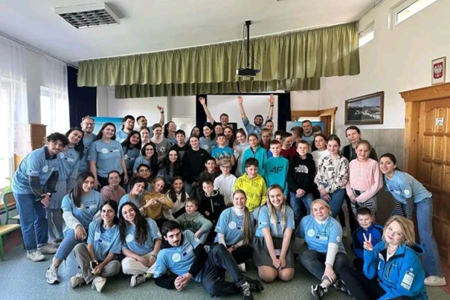 Prelekcja – Bezpieczne korzystnie z Internetu - 23/24