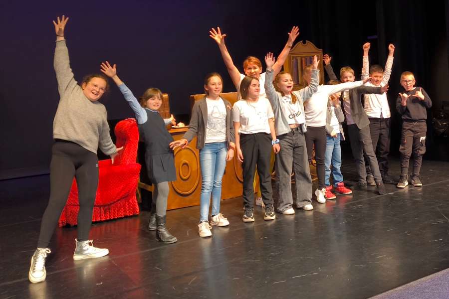 Pchła Szachrajka2324a