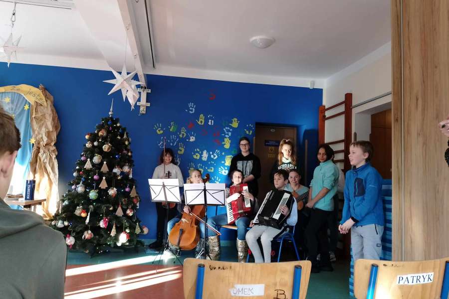 Wizyta w DPS-ie i Ośrodku Rehabilitacyjno-Wychowawczym w Zakopanem-2324a