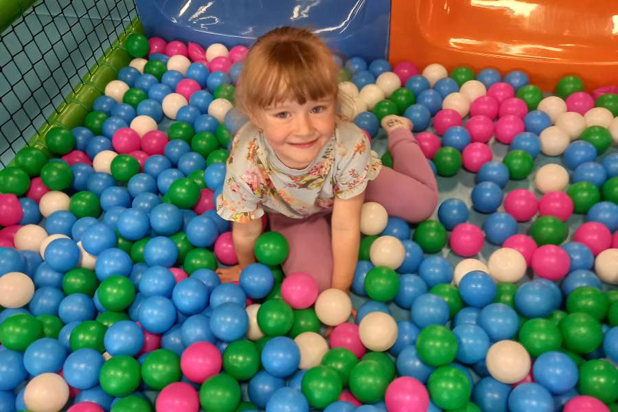 Wycieczka do sali zabaw-pp06-24