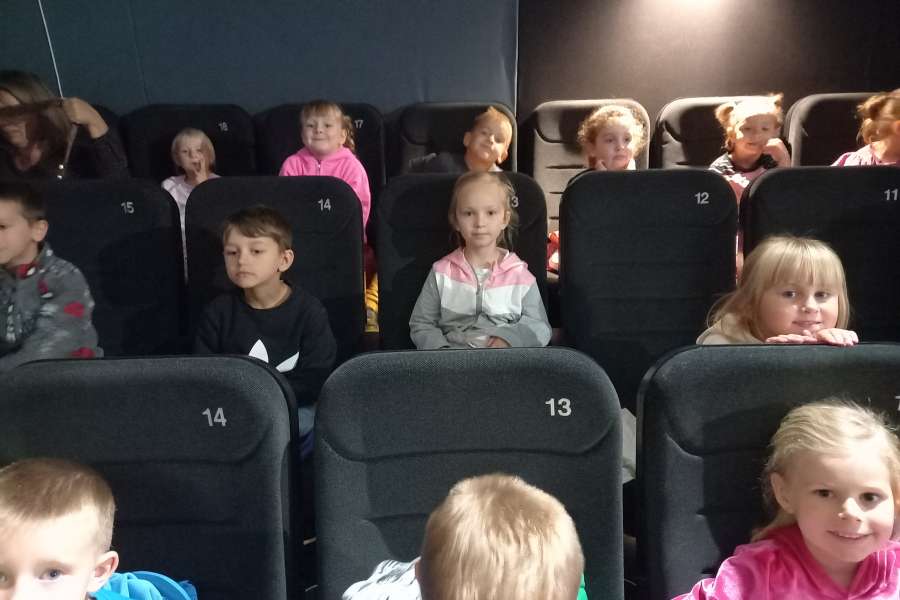 Wyjazd na spektakl teatralny pt. " Śnieżka" 2024pp