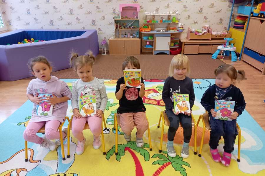DZIEN_DZIEWCZYNKI_W_PRZEDSZKOLU 2425