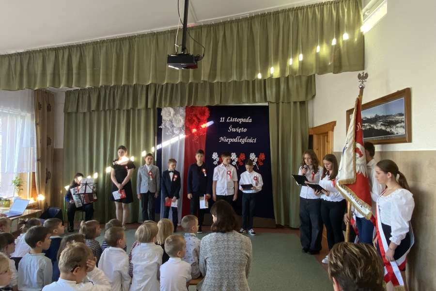 Uroczysta akademia z okazji Święta Niepodległości