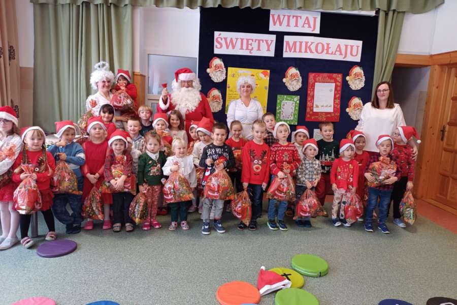 Wizyta Świetego Mikołaja w Oddziale Przedszkolnym 2425