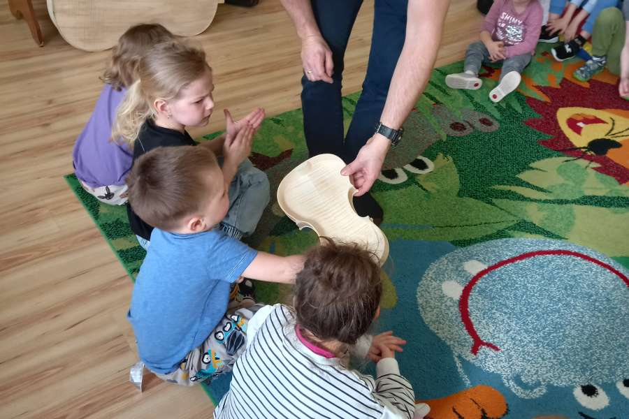 Spotkanie z lutnikiempp2425