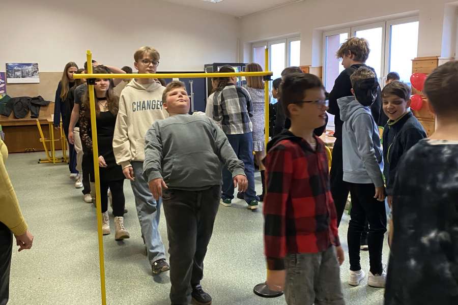 Szkolna Zabawa Karnawałowa 2025 – radosne świętowanie!