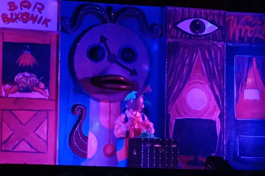 Wyjazd do kina na spektakl Wilk 2025