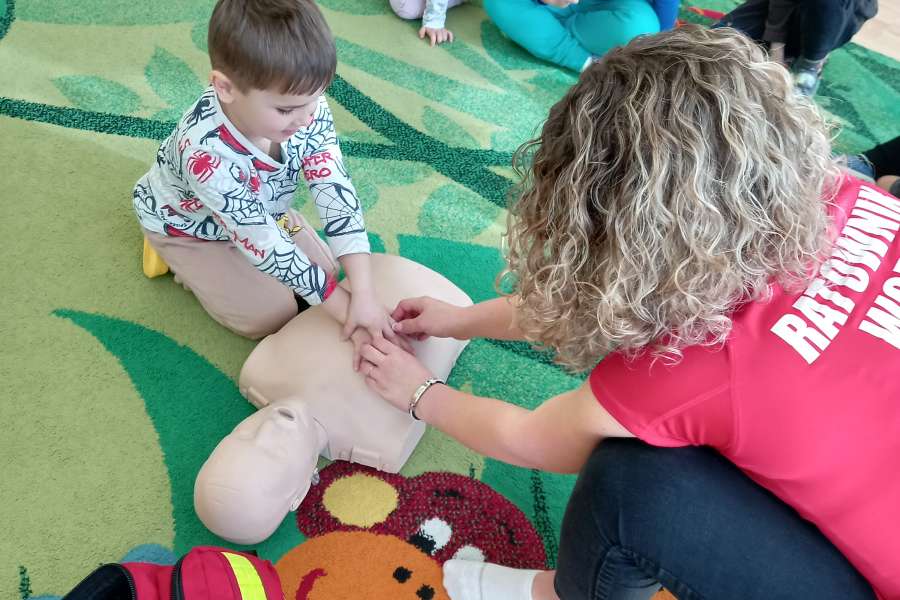 Wizyta Ratownika w przedszkolu.pp2425