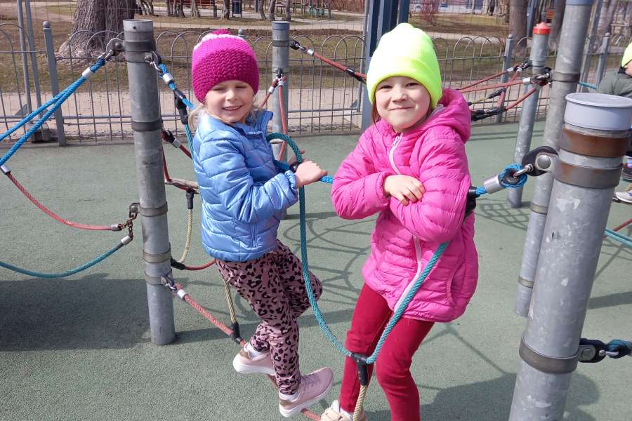 Wyjazd do kina na spektakl teatralny pt. " Kubuś Puchatek”.pp2425