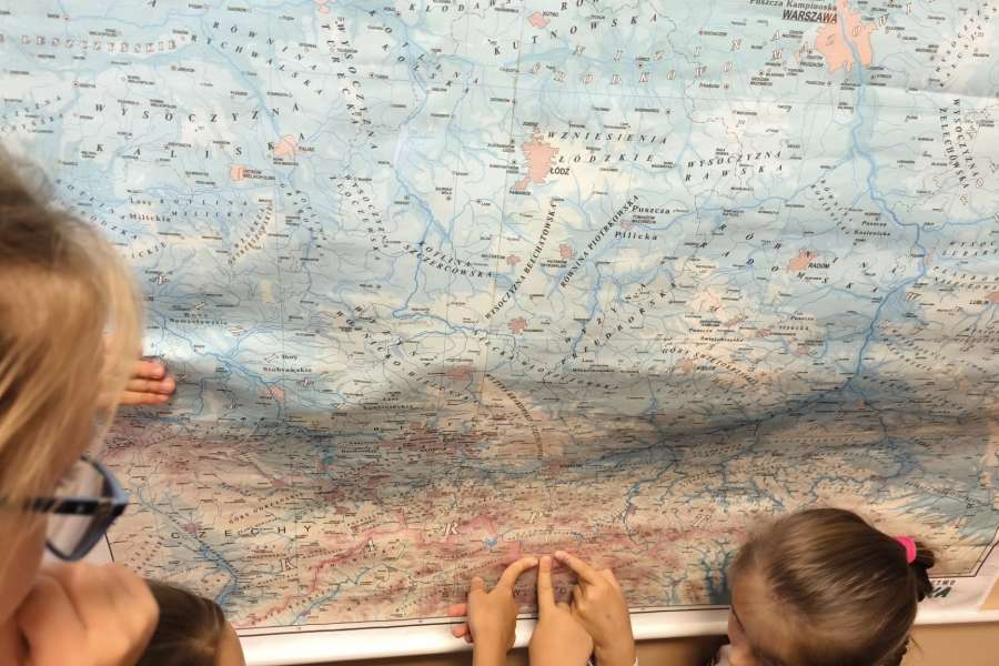 W klasach 2 i 3 praca wre!