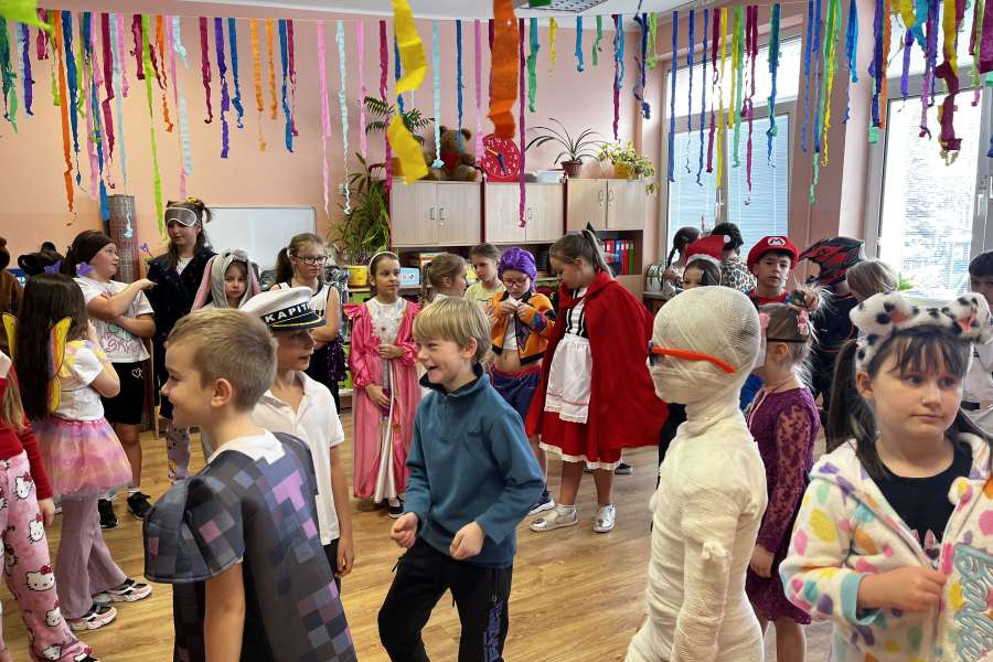 Zabawa karnawałowa w klasach 1–3-2026